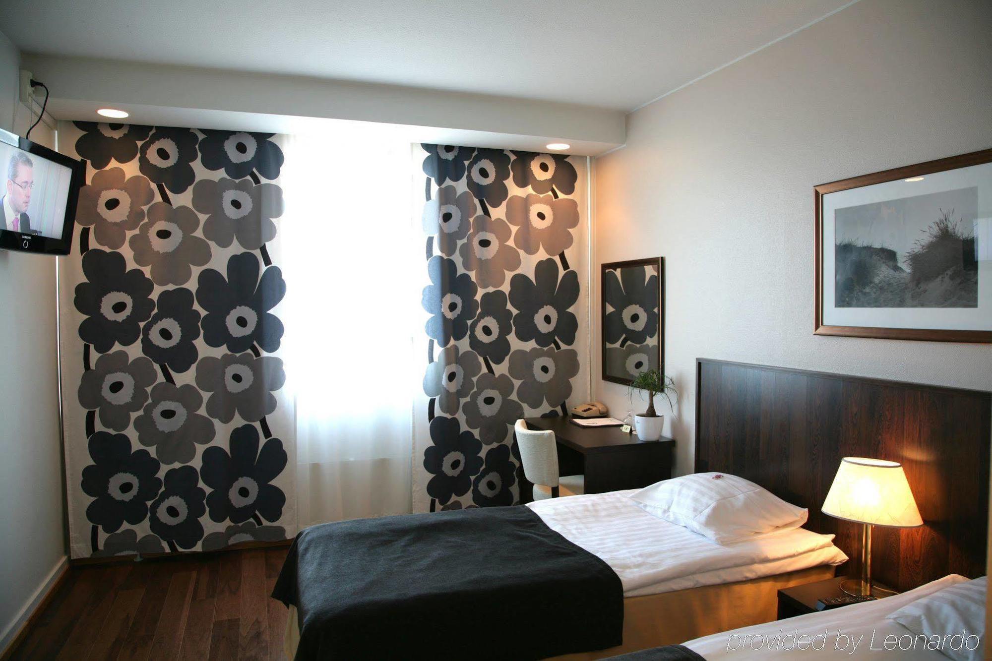Hotel Emilia Hämeenlinna Zewnętrze zdjęcie