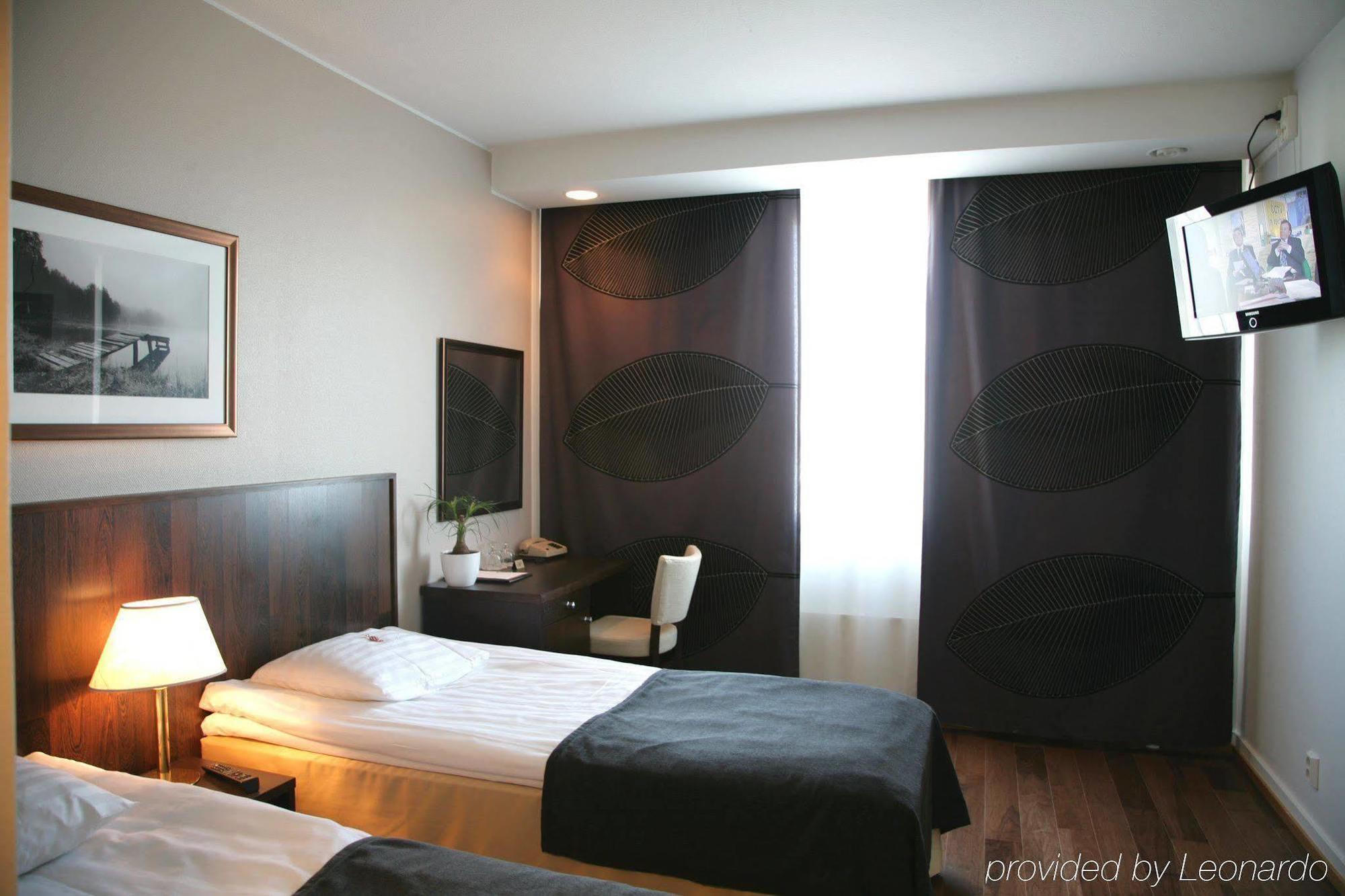 Hotel Emilia Hämeenlinna Zewnętrze zdjęcie